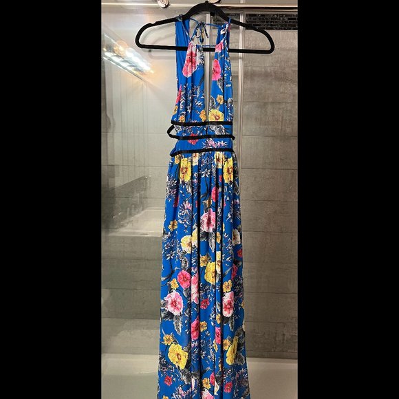 Express | Dresses | Express Cutout Maxi Dress Blue Floral Print Xs Nwot | Poshmark Express | Dresses | Express Cutout Maxi Dress Blue Floral Print Xs Nwot | Poshmark